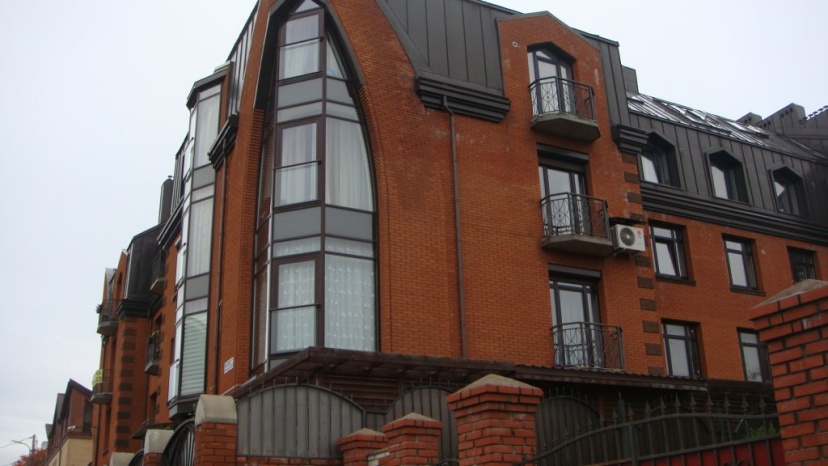 Na 1-Oj Nikitinskoj Apartments — забронировать отель в Санкт-Петербурге