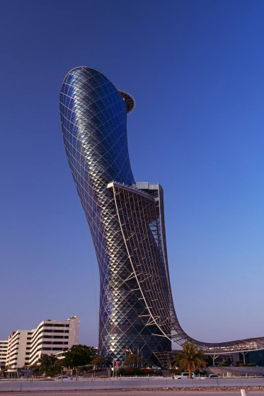 Сравните цены на Action Hotel Ras Al Khaimah в Рас аль-Хайме