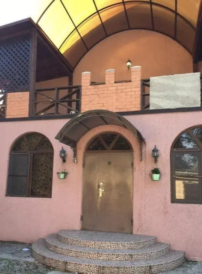 House Gochua 9 — забронировать отель в Пицунда