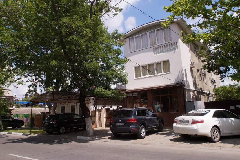 Sofia Guest House — отель с удобным расположением в Витязево