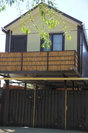 Fantaziya Guest House — отель с удобствами в Ейске