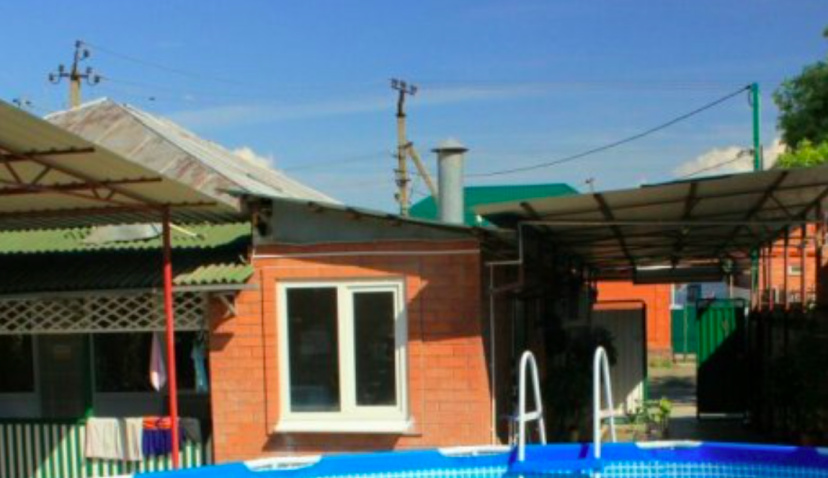 Guest house on Kalinina 20 — отель в Ейске, Россия
