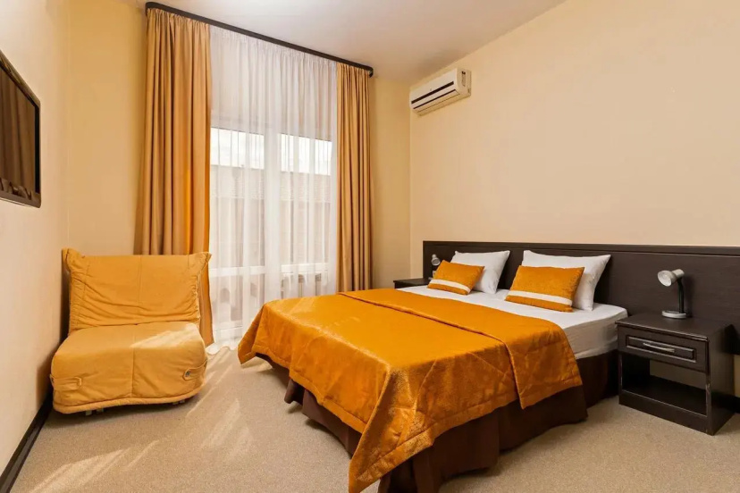 Yuzhniy Polus Guest House — отель с удобствами в Дивноморское