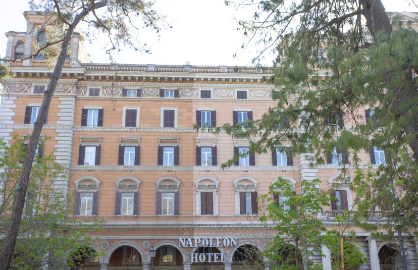 Otel' Napoleon — комфортный отель в Риме