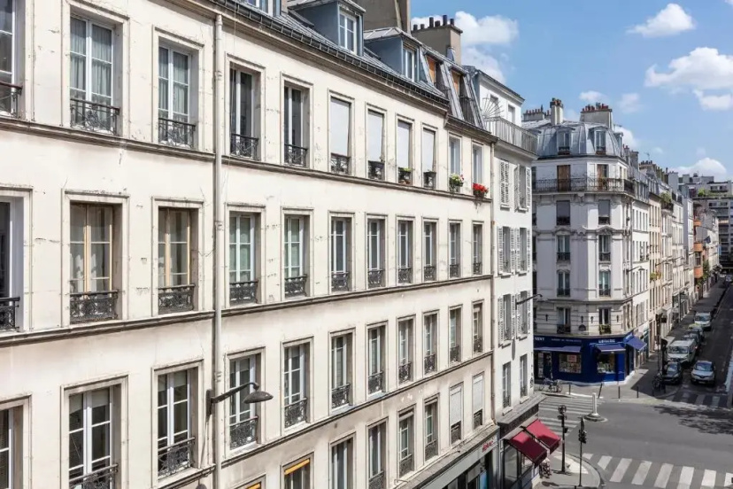 Hotel Hor Les Lumieres — всё о проживании в Париже