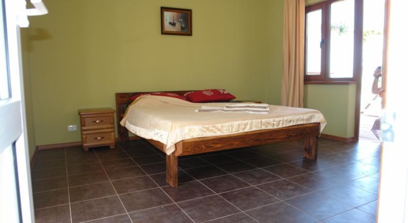 Zhemchuzhina Meganoma Guest House — отель с удобствами в Судак