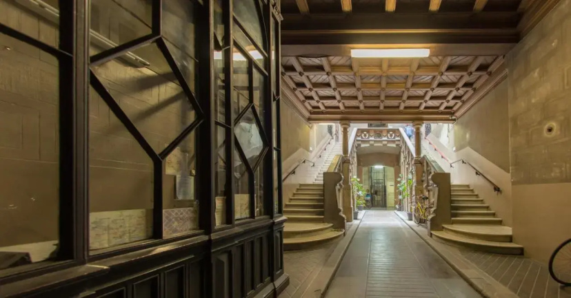 Hostal Girona — забронировать отель в Барселоне