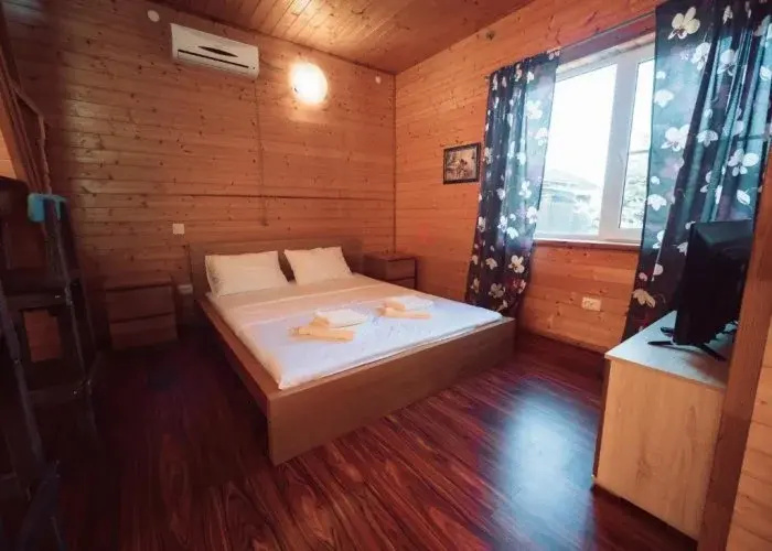 Lesnoe Shale Guest house — забронировать отель в Абрау-Дюрсо
