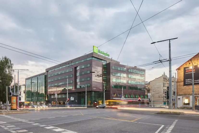 Holiday Inn Vilnius — отель рядом с интересными местами в Вильнюсе