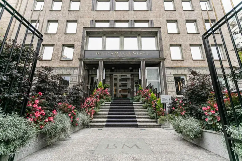 Bianca Maria Palace Hotel — отель с удобным расположением в Милане