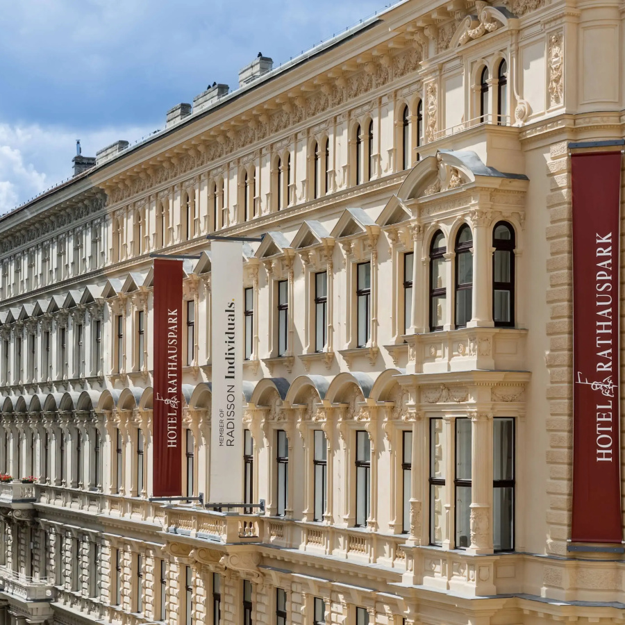 Hotel Rathauspark Wien — Handwritten Collection
