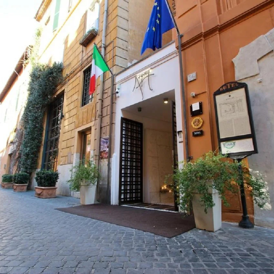 Maison Roma Piazza di Spagna | UNA Esperienze
