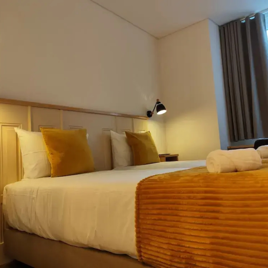 Bacalhoeiros 125 Hotel