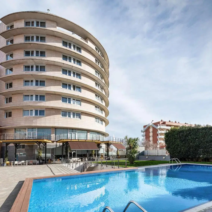 Towers Rotana Hotel photo 1