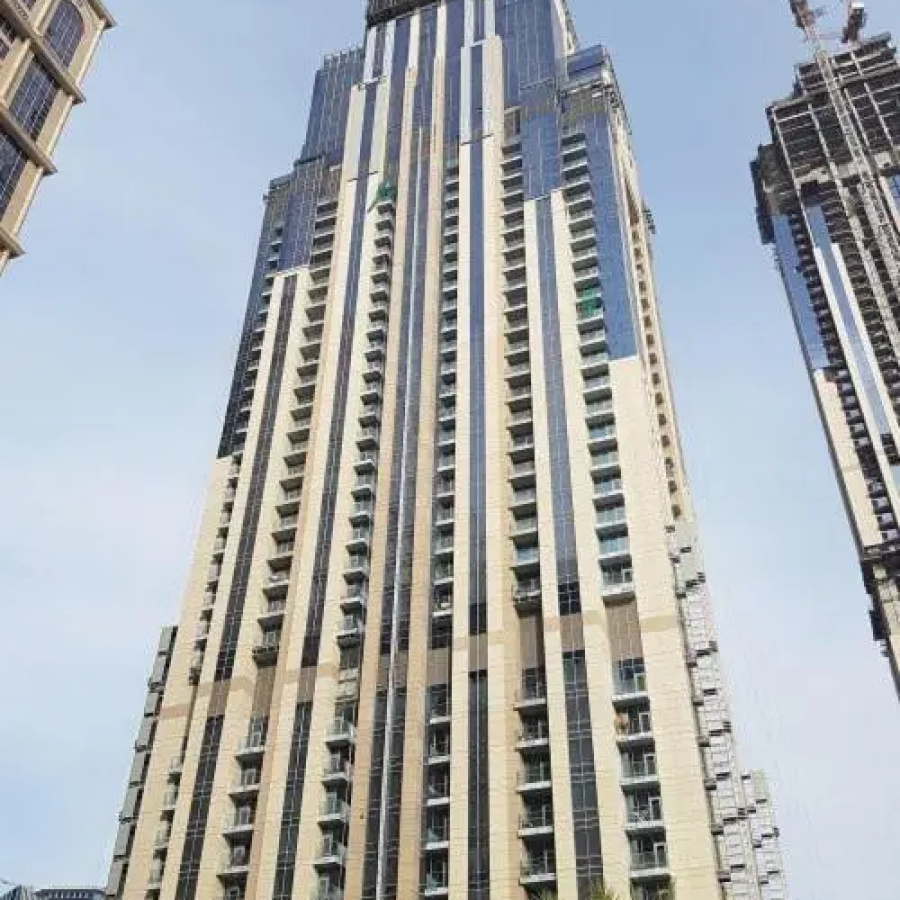 Royal Club by Rvhr  Al Noora Tower Al Habtoor City Business Bay(رويال كلوب باي آر في إتش آر – برج النورة – مدينة الحبتور – الخليج التجاري)