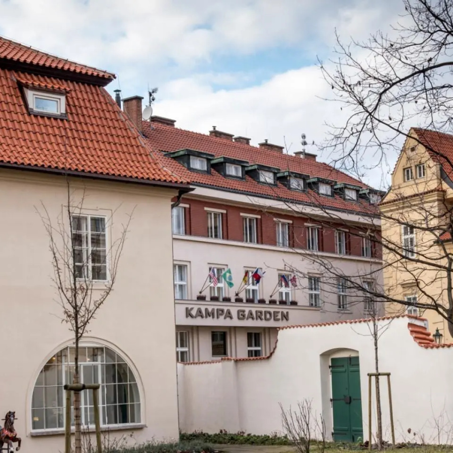 Pytloun Kampa Garden Hotel Prague