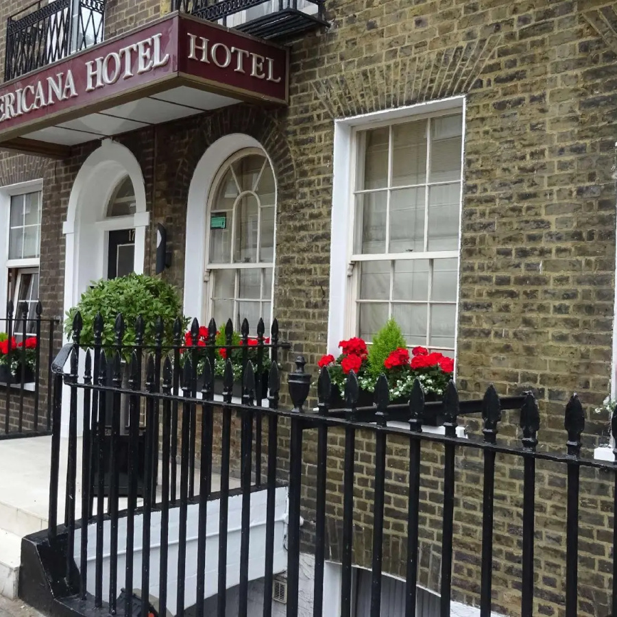 Americana Hotel