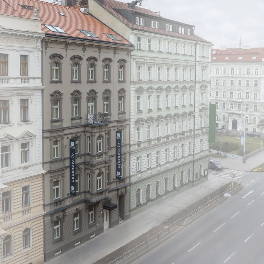 Avenue Legerova 19
