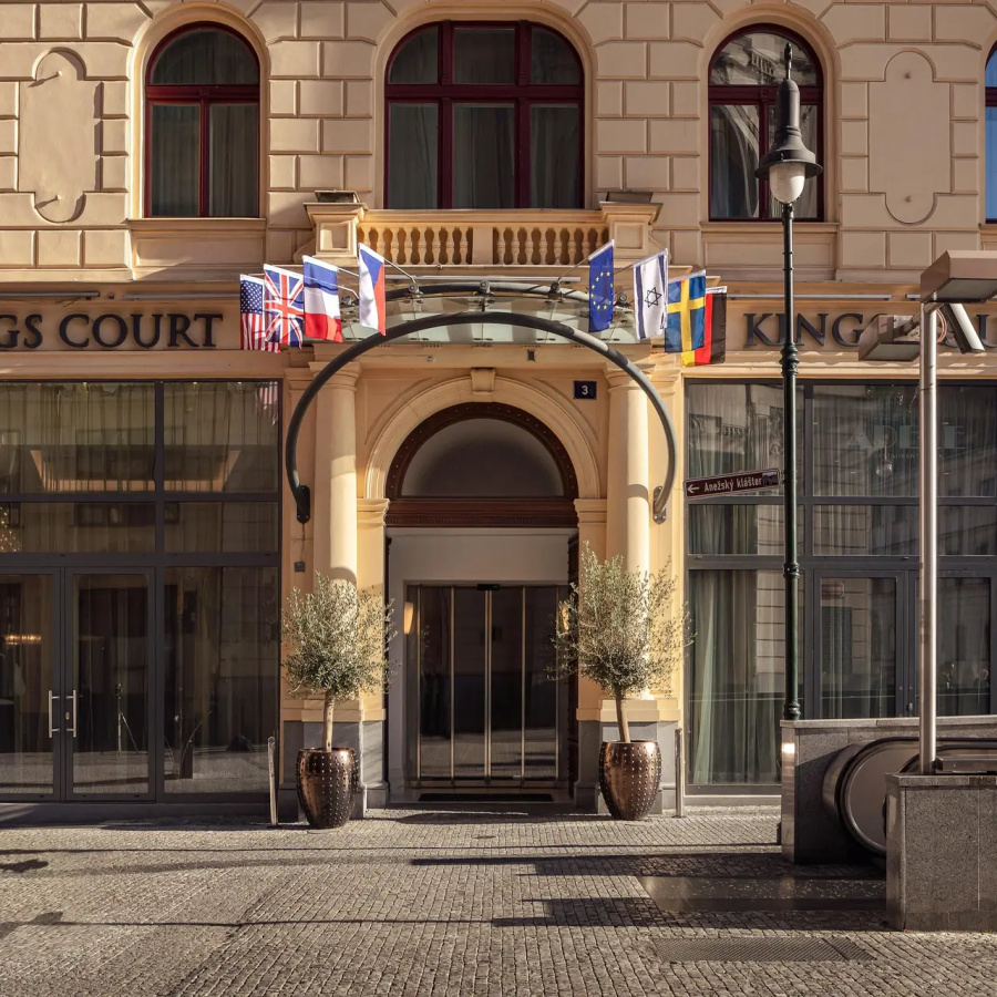 Hotel Kings Court