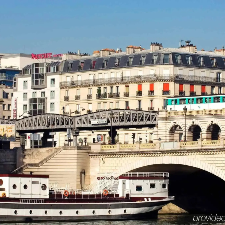 Mercure Paris Bercy Bibliothèque
