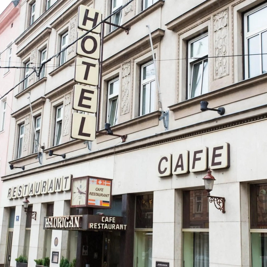 Hotel Hadrigan