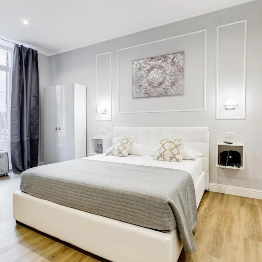 Opera Private Suites