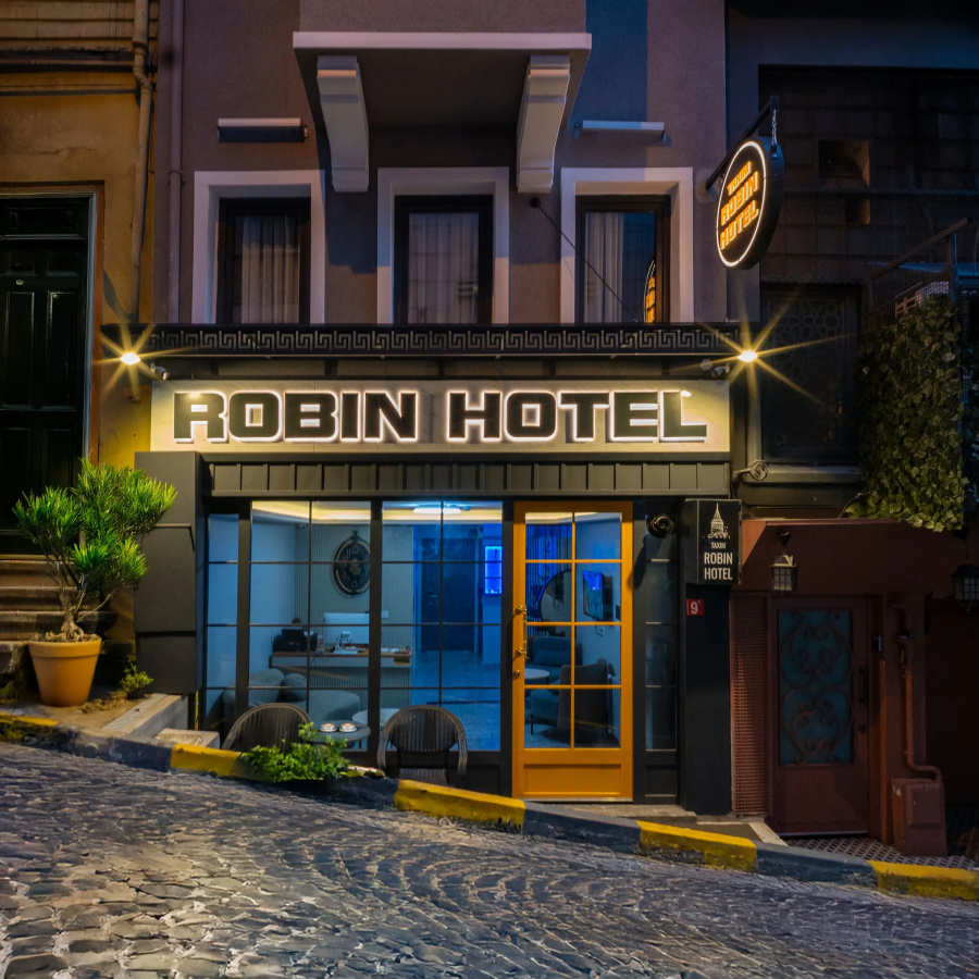 Robin Hotel