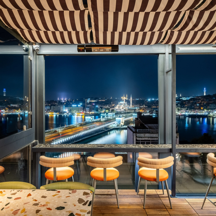 Momento Golden Horn Hotel