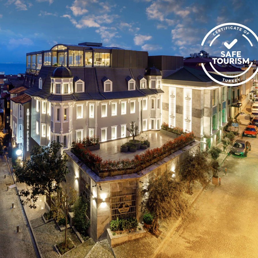 Amiral Palace Hotel