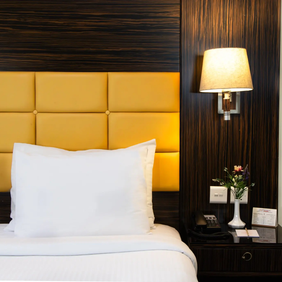Fortune Karama Hotel