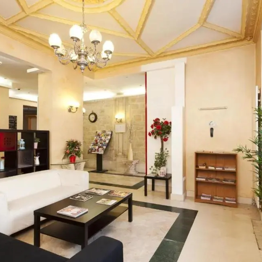 Ferney République Hotel