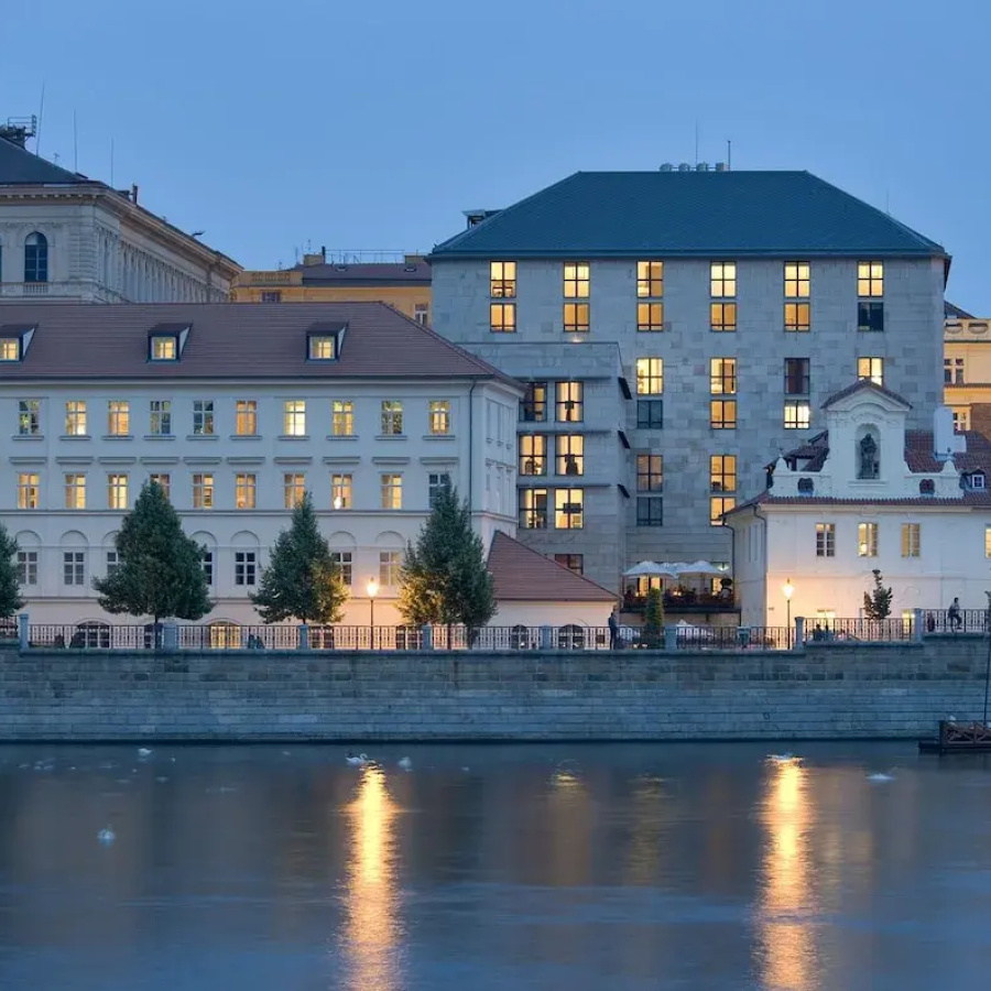 Four Seasons Prague Hotel