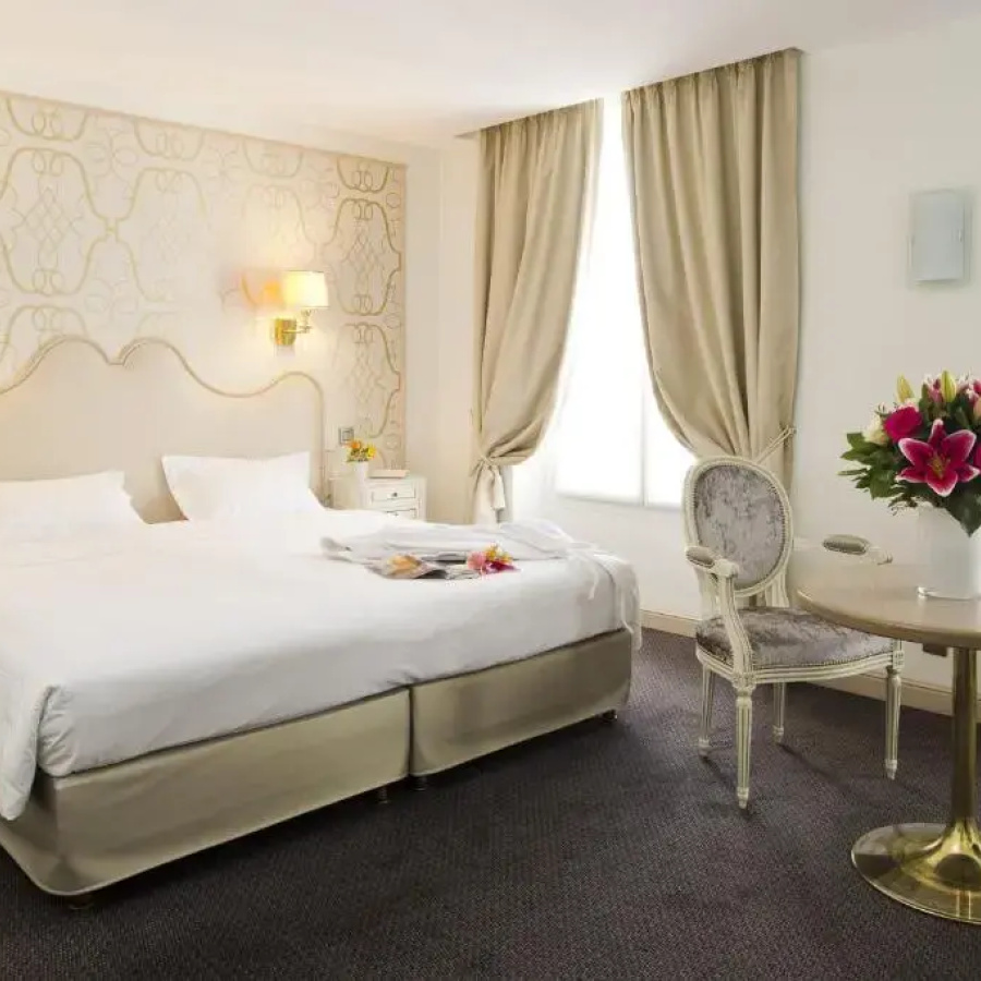 Saint Petersbourg Opera Hotel