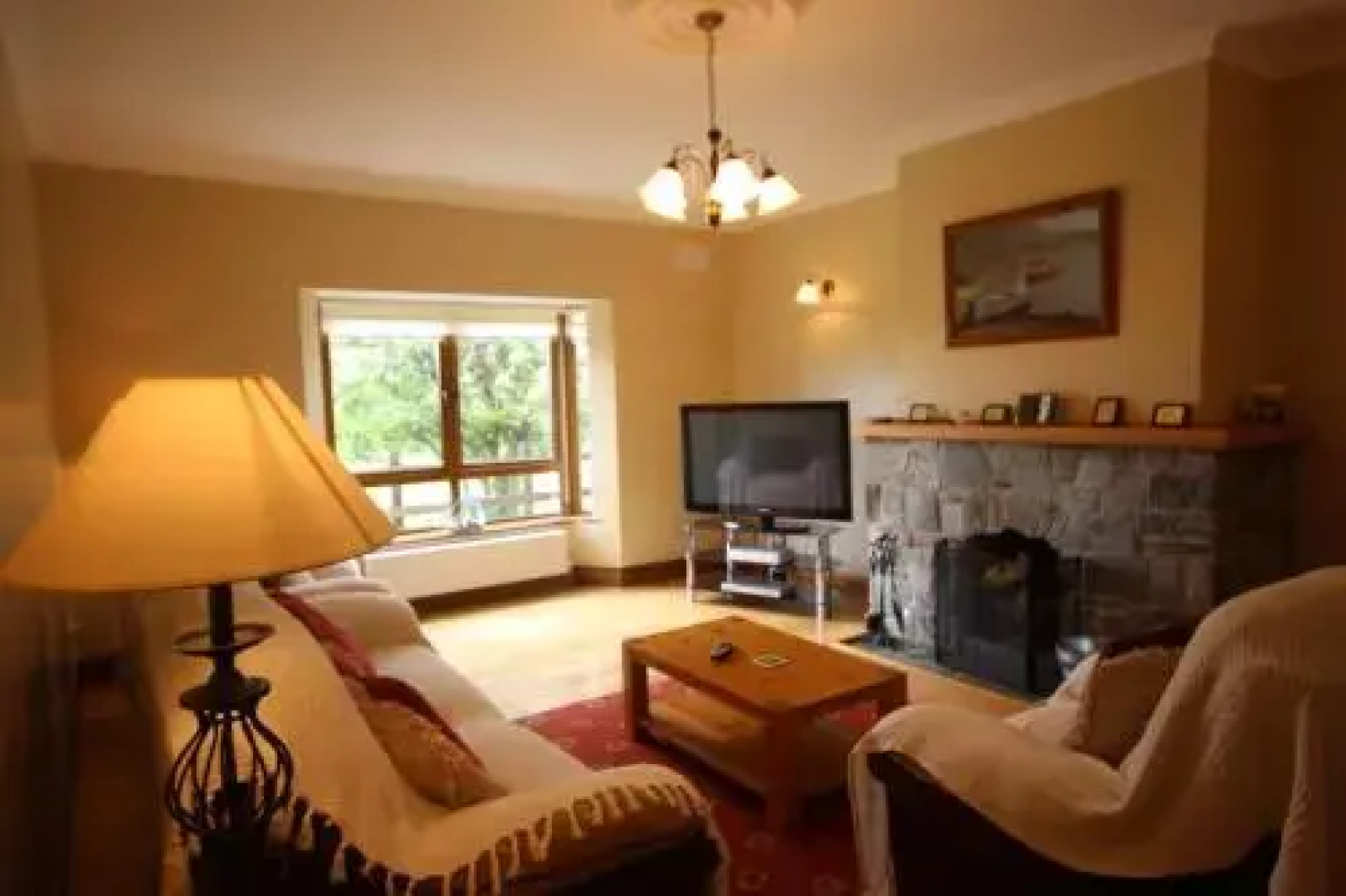 White Thorn House