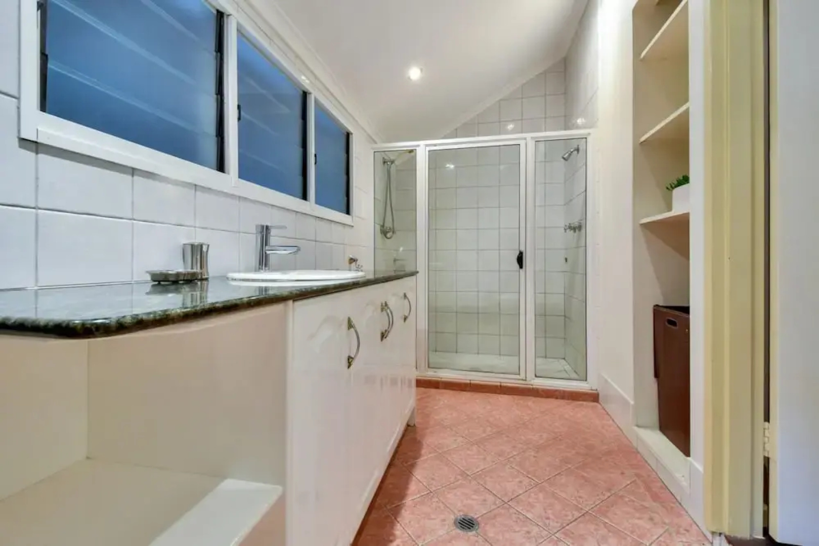 Waterfront 4brm House Cullen Bay
