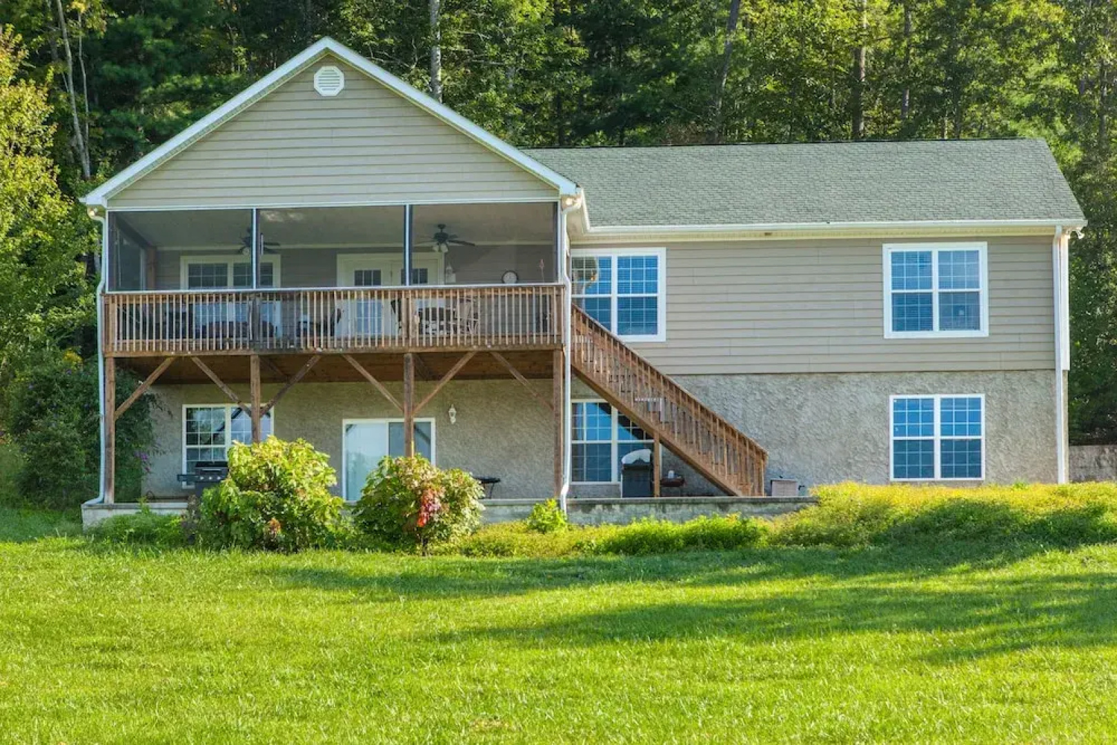 428 Eade Road Home