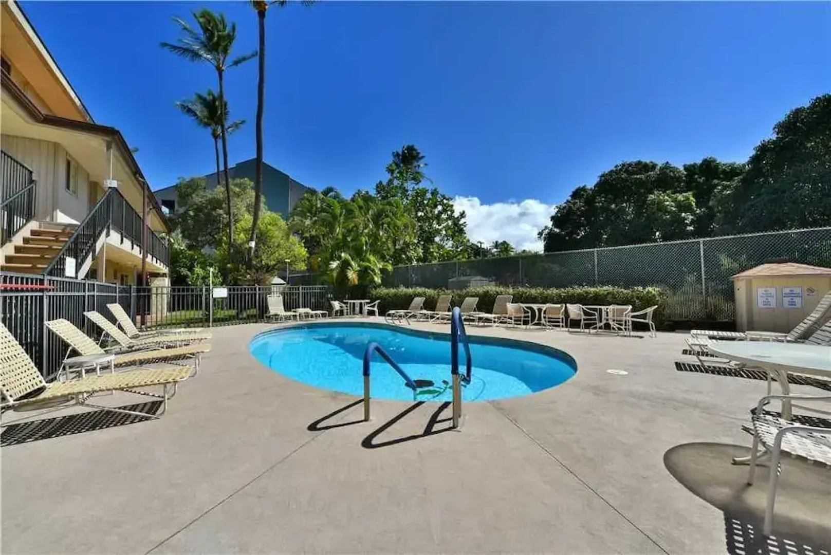 Lokelani #A205 - 2 Br condo by RedAwning