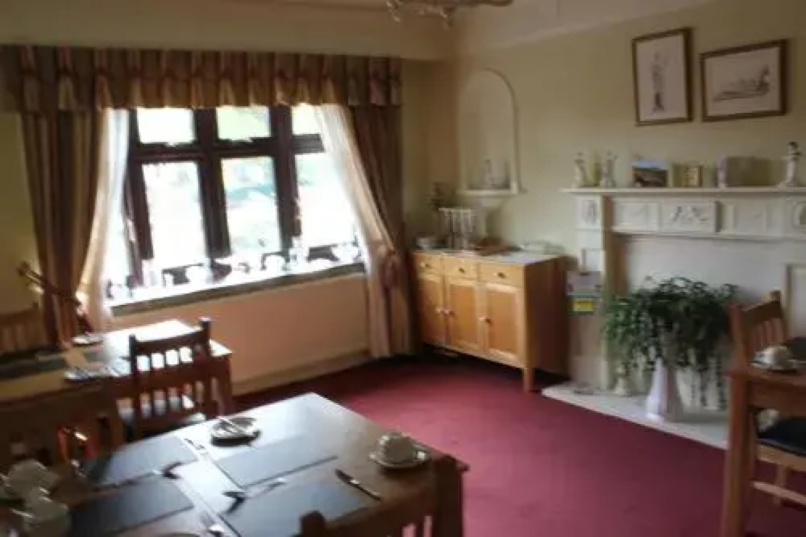 Hillfield House B & B