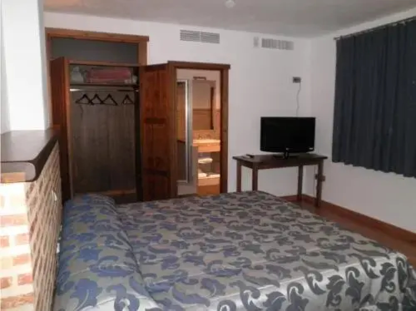 Hotel Rural los Tadeos