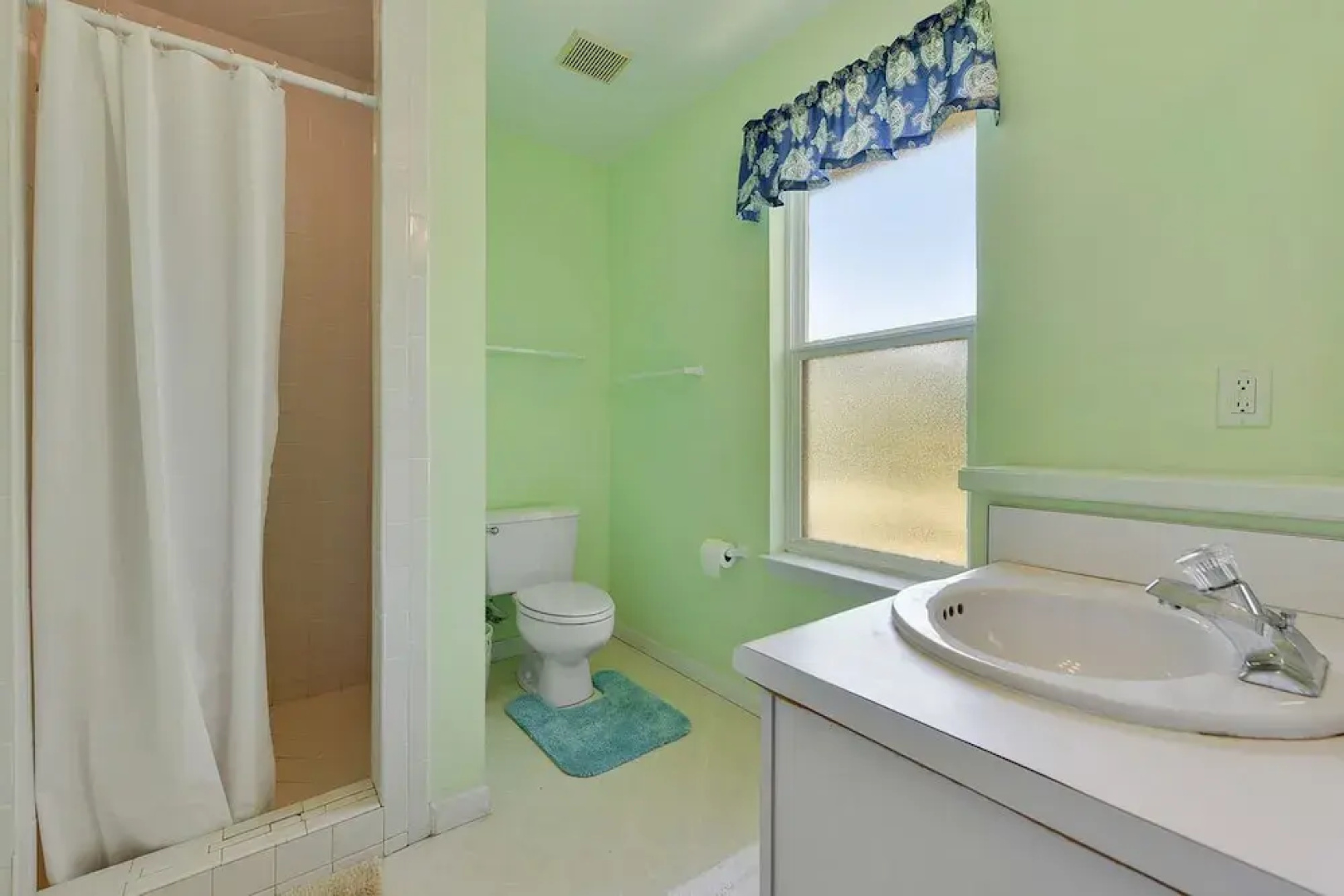 Beach, Love, and Happiness - 4 Br Home