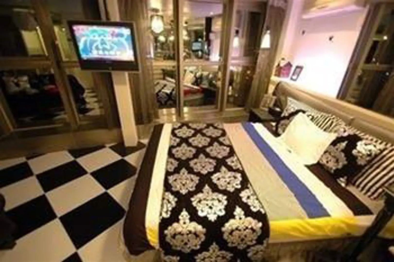 Sky Bar B&B