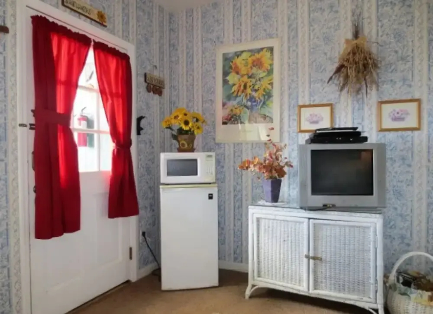 Sunflower Room