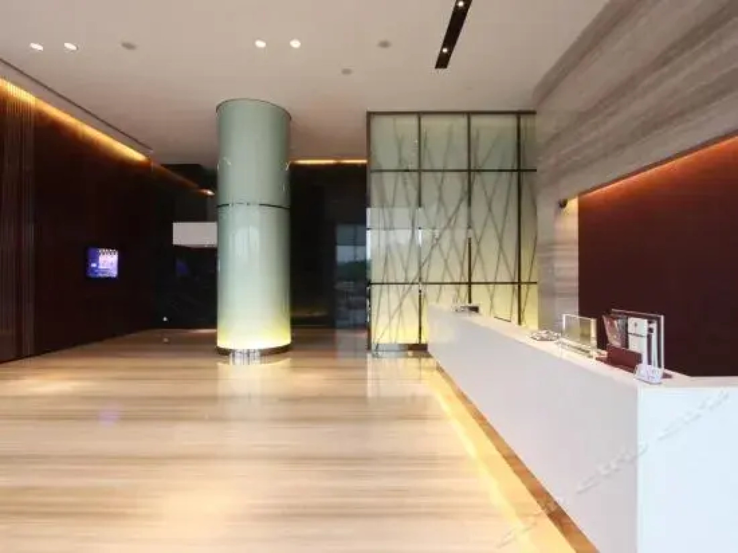 Kings Land Hotel Shunde