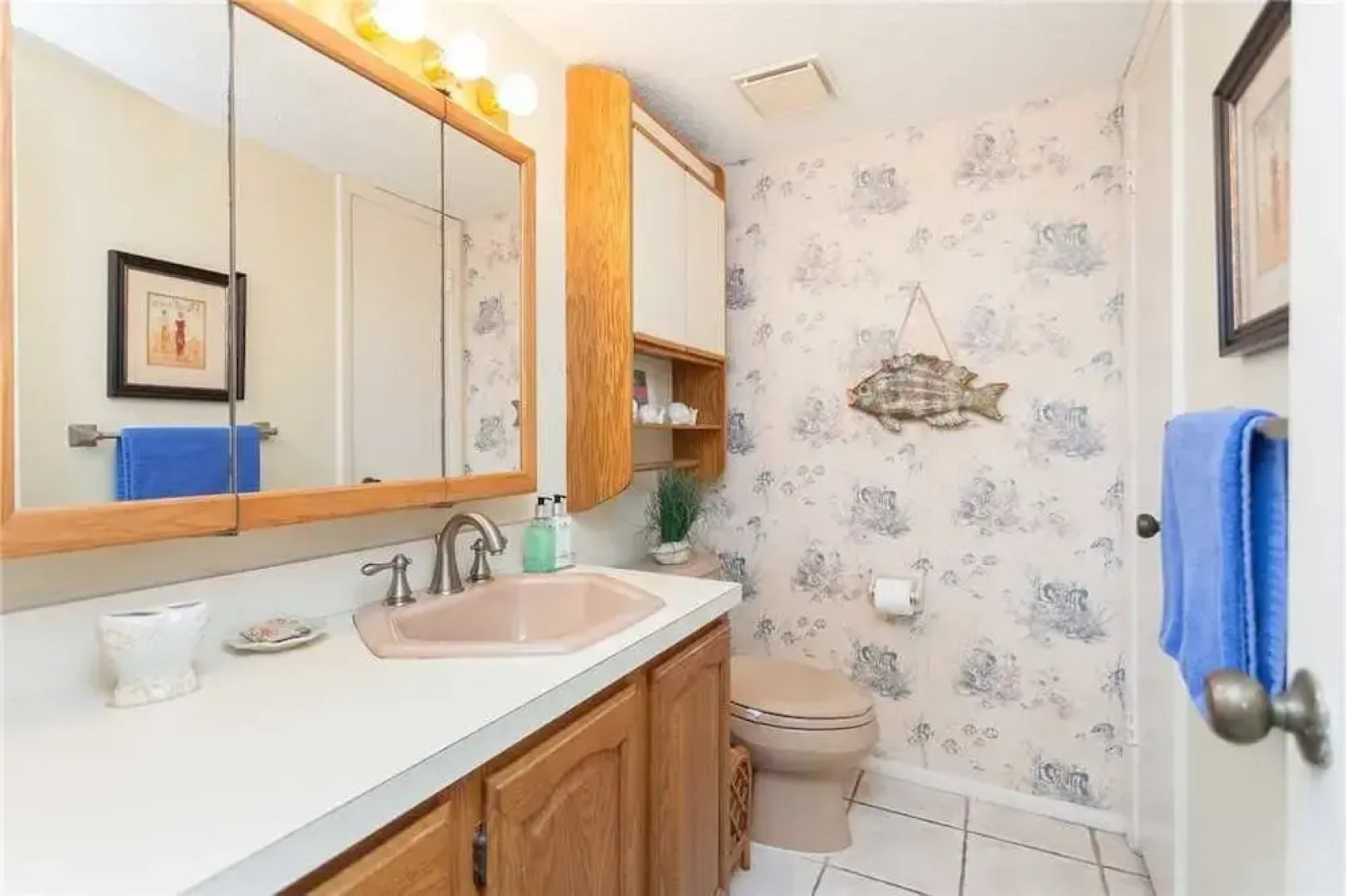 Four Winds Condominiums