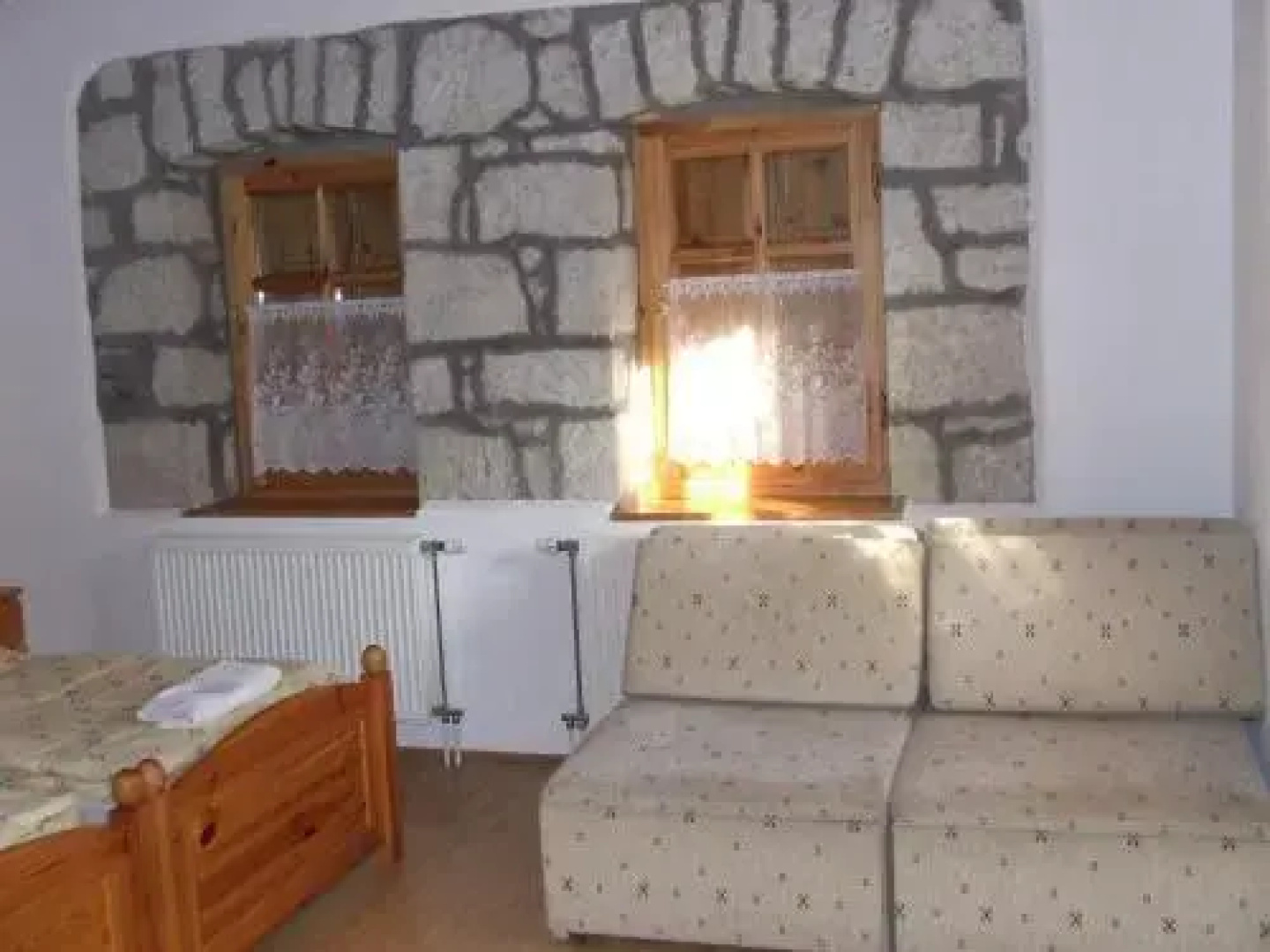 Hegyalja Gyöngyszeme Panzió