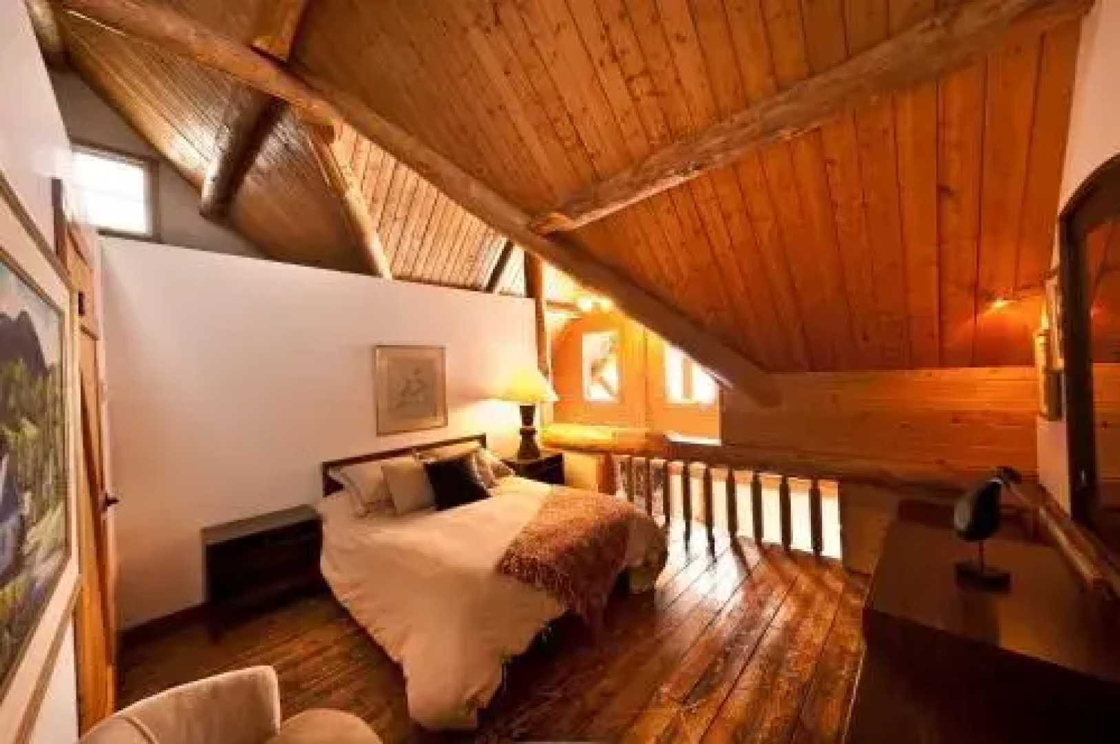 Grand Chalet en Bois Rond