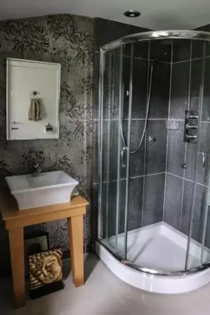 RHOS UCHAF. Country House. B+B