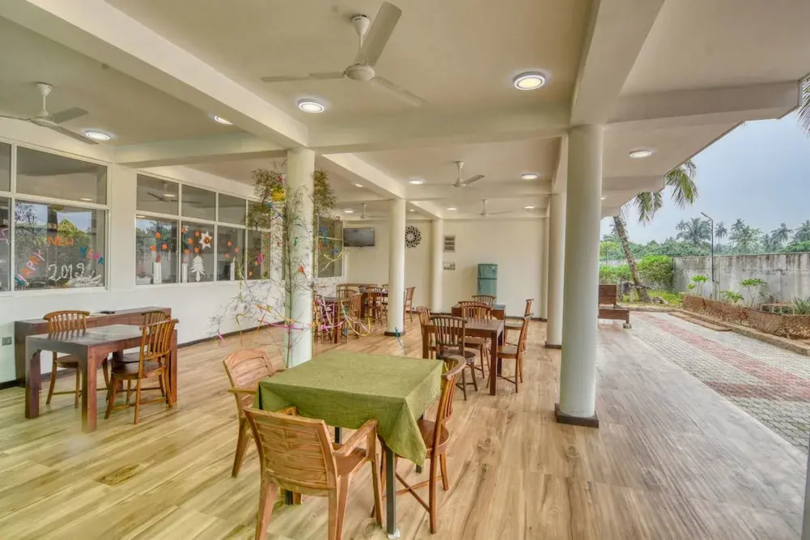 OYO 483 Kabalana Villa
