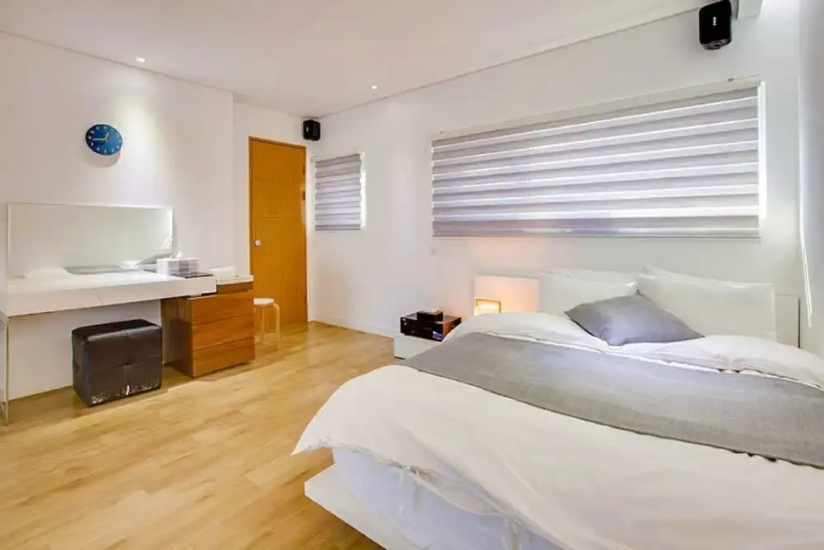 Yeongdeok B Side Pool Villa