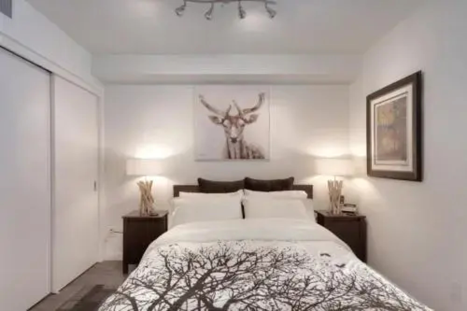 Songhees Suite at the Union Apartment
